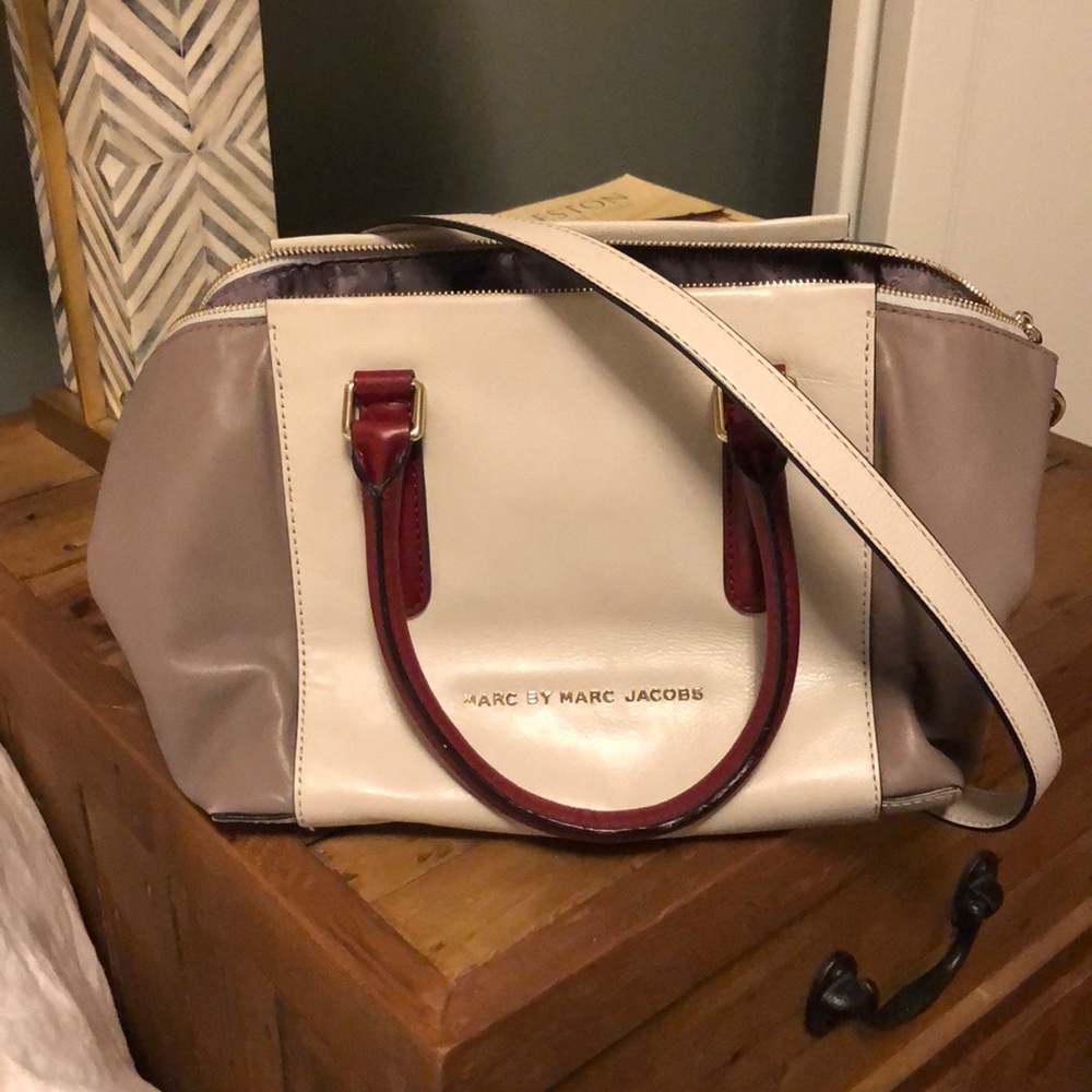 Handbag - Picture 4 of 4